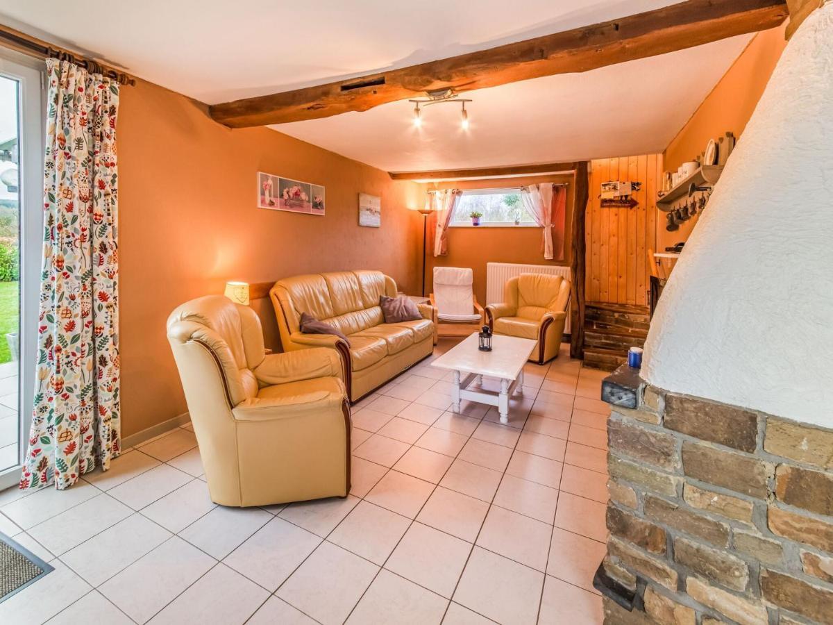 Modern Holiday Home In Lavacherie Sainte-Ode Esterno foto