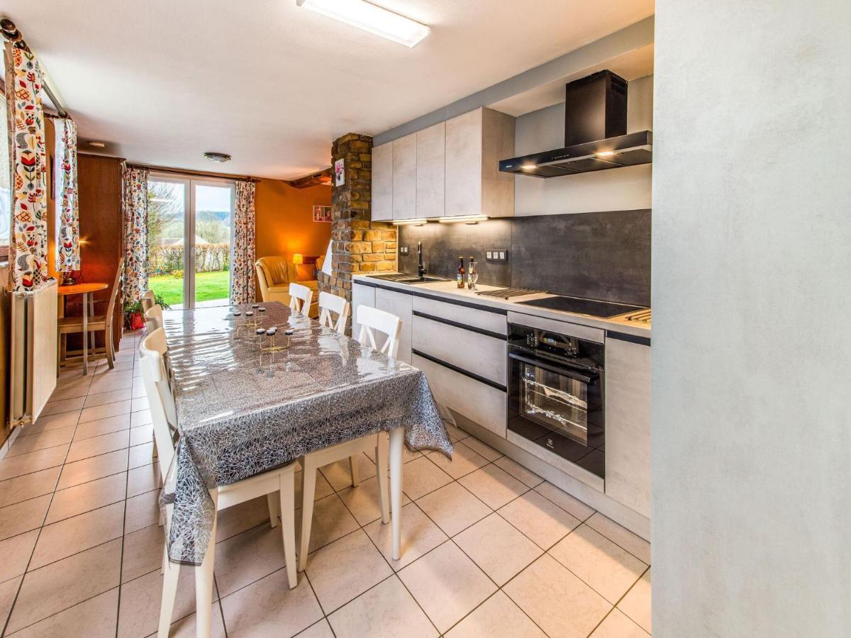 Modern Holiday Home In Lavacherie Sainte-Ode Esterno foto